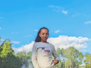 Erotyczny czat wideo Valisoa