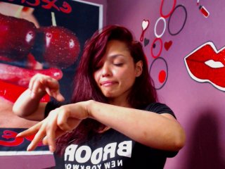 Zdjęcia vally-26 show danceHey guys welcome to my room hope to have fun with you #cum #ass #squirt #dance hot #lush #pvt #c2c