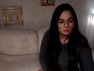 Zdjęcia VanesaSmithX1 Teens are hotter than older! Do you agree? Come in and I`ll show you why/ Pvt Allow/ Spank Ass 25 Tkns 482