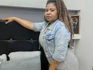 Erotyczny czat wideo Vanessa-Frizzy