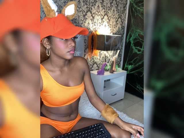 Zrzuty ekranu transmisji Vanessabianch