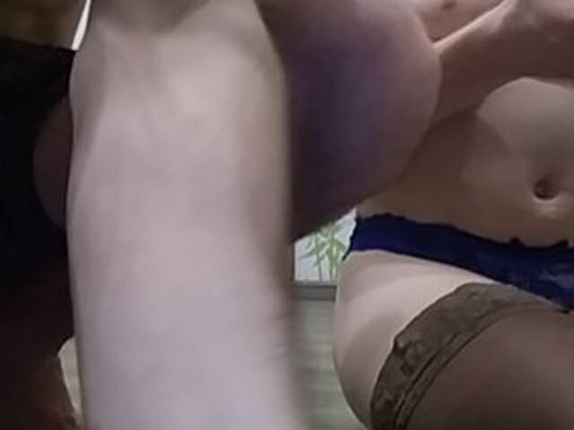 Zrzuty ekranu transmisji VanessaNeon