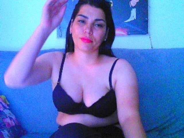 Zdjęcia rubyy8 Im horny ! You want my free naked 100 tok