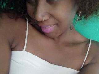 Erotyczny czat wideo Chachachocolate