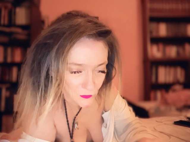 Zrzuty ekranu transmisji VelvetBlaze
