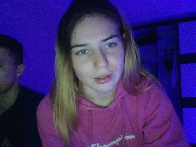 Zrzuty ekranu transmisji violamaks