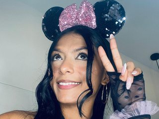 Erotyczny czat wideo VioletAss