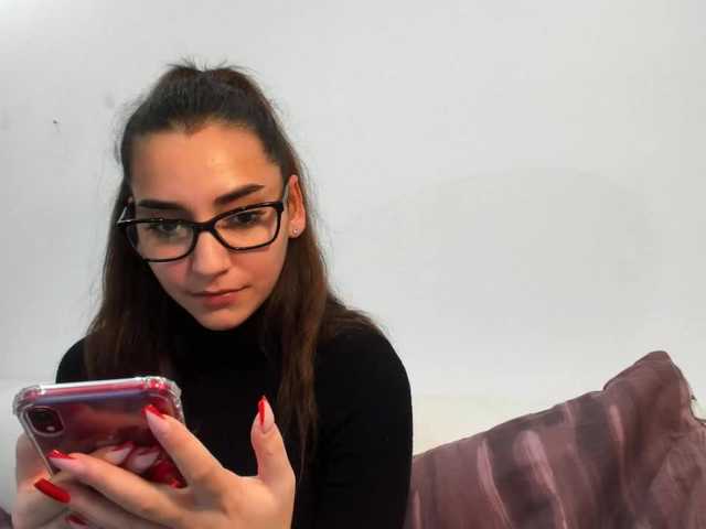 Zrzuty ekranu transmisji violetmyers18