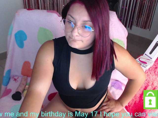 Zdjęcia violettahotty welcome guys i am new, lets have a great time, Lovense inside and domi in clit #lovense #domi #new #milk #milf #bigass #squirt #anal