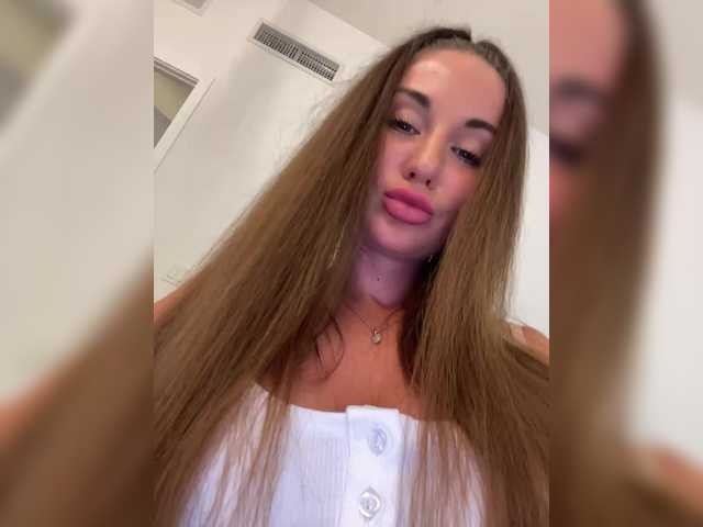 Zrzuty ekranu transmisji __Baby__