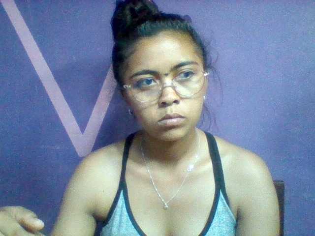 Zrzuty ekranu transmisji Vivibelle88