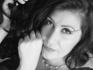 Erotyczny czat wideo VogueNoir