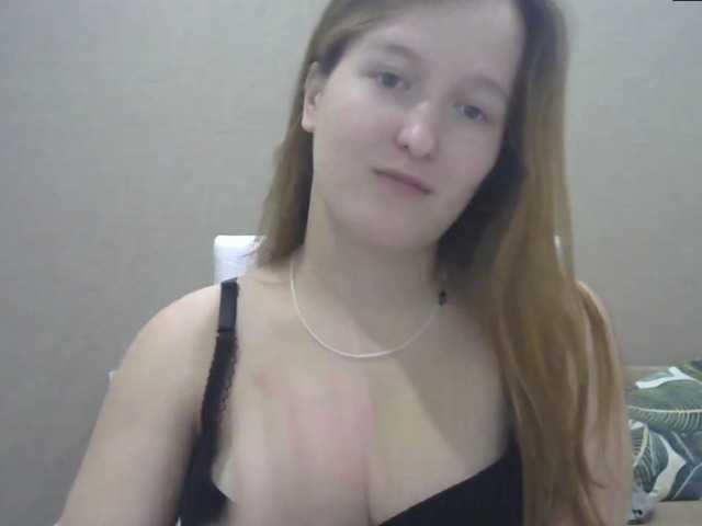 Zdjęcia WetYvonne Hello boys, i wanna play with you so bad.. spoil me..