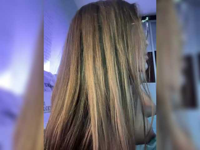 Zrzuty ekranu transmisji WILD-ANGEL777