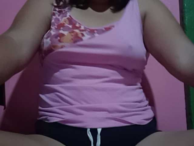 Zrzuty ekranu transmisji WILD69PUSSY