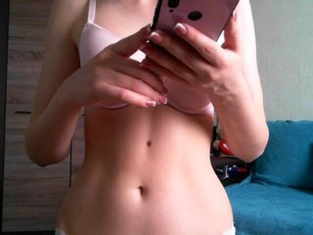 Zrzuty ekranu transmisji Anyuta_Kiss