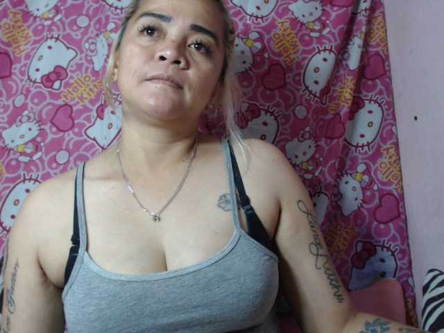 Zrzuty ekranu transmisji XCHLOE69X