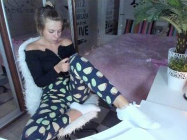 Zrzuty ekranu transmisji CallMeAngel