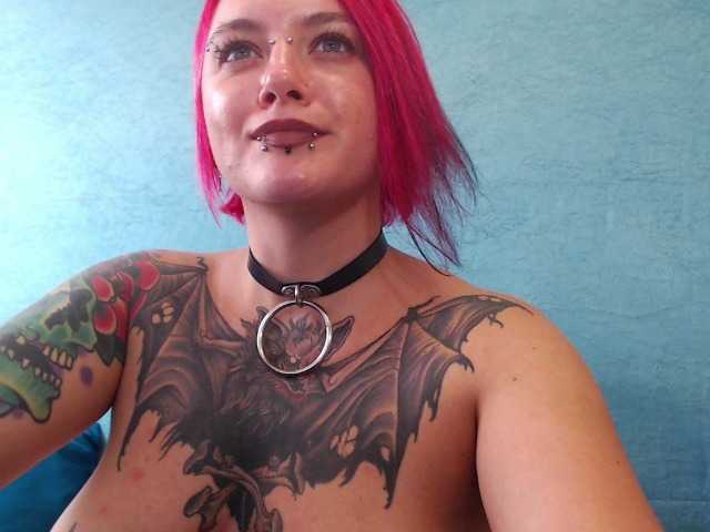 Zrzuty ekranu transmisji xExoticGirlx