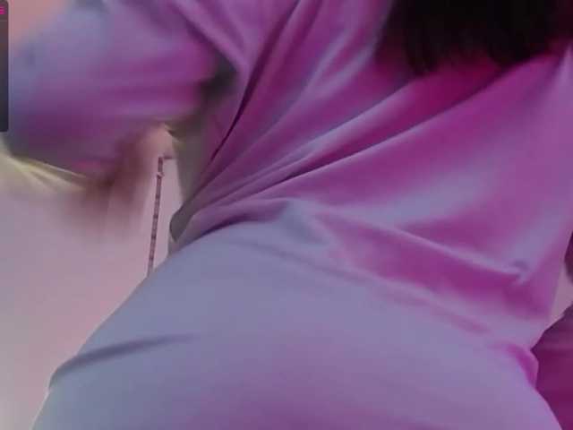 Zrzuty ekranu transmisji xextasisxxx