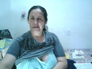 Erotyczny czat wideo Ximenajimenez