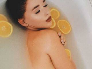 Erotyczny czat wideo XOlina