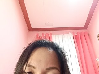 Erotyczny czat wideo xxAsianLove143xx