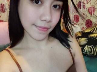 Erotyczny czat wideo xXsweetEza