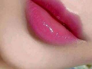 Erotyczny czat wideo xxYummyKiss