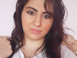 Erotyczny czat wideo YasmineAss