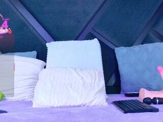 Erotyczny czat wideo YesyHills