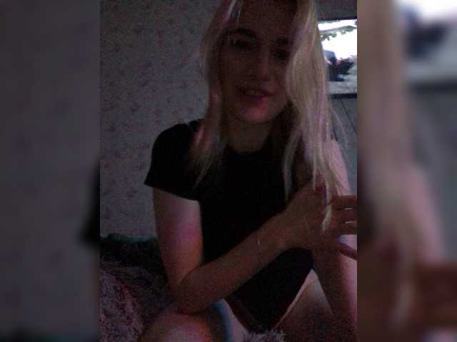 Zdjęcia Yourdreamgir1 Cam 13, ass 17, BJ 23,boobs 27,pussy 53, naked for 5 mins 77,fingering 83) Playing in pvt,full pvt or group)