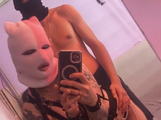 Erotyczny czat wideo YourFantasyIsaCouple2
