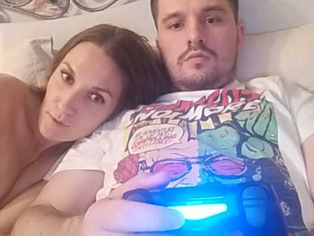 Zrzuty ekranu transmisji YourMistressa