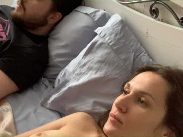 Zrzuty ekranu transmisji YourMistressa