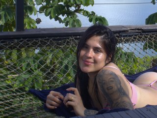 Erotyczny czat wideo yourtoybella