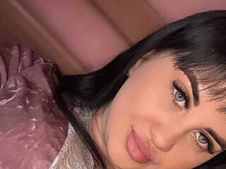 Erotyczny czat wideo Koketochka_Y