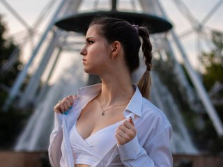 Erotyczny czat wideo YumiVelvet