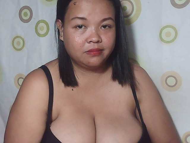 Zrzuty ekranu transmisji yummytits28