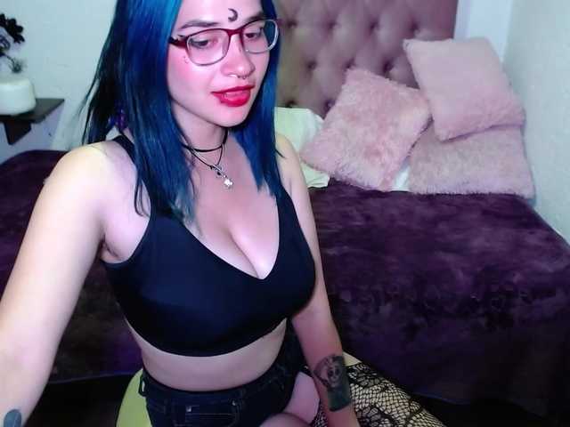 Zdjęcia yunno-lee Show Saliva In your cock #bigboobs #latina #squirt #18 #young