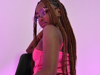 Erotyczny czat wideo ZaraBrown