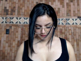 Zdjęcia ZoeBennett Hi, guys. Good day❤* This is my first day ,let's have fun, guys. - Multi Goal: Every 444 goal's: CUMSHOW ❤* #lovense #toy #dildo #ass #latina #bigtits #bigboobs #bigass #blowjob
